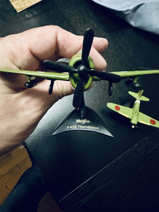 2 Miniaturas de avioes