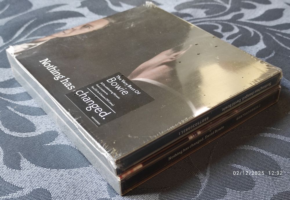 David Bowie - Nothing Has Changed 3CD433537534751549442