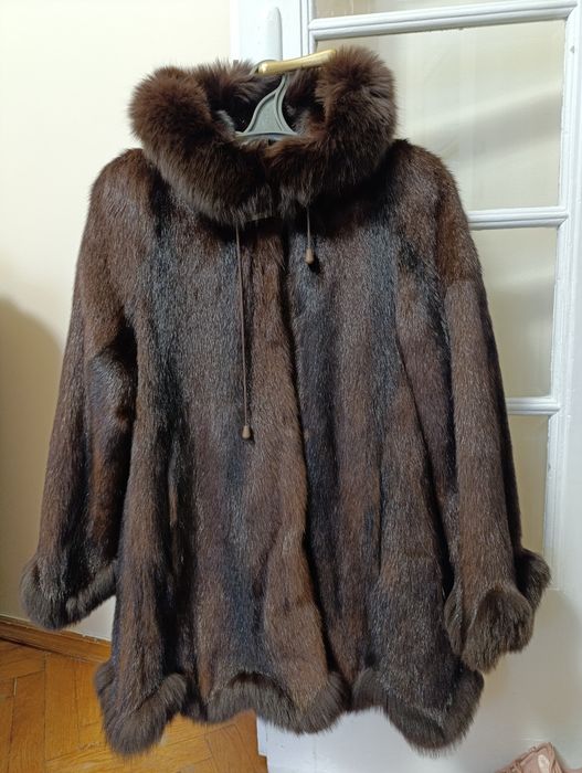 Норкова шуба з капюшоном розмір S-M