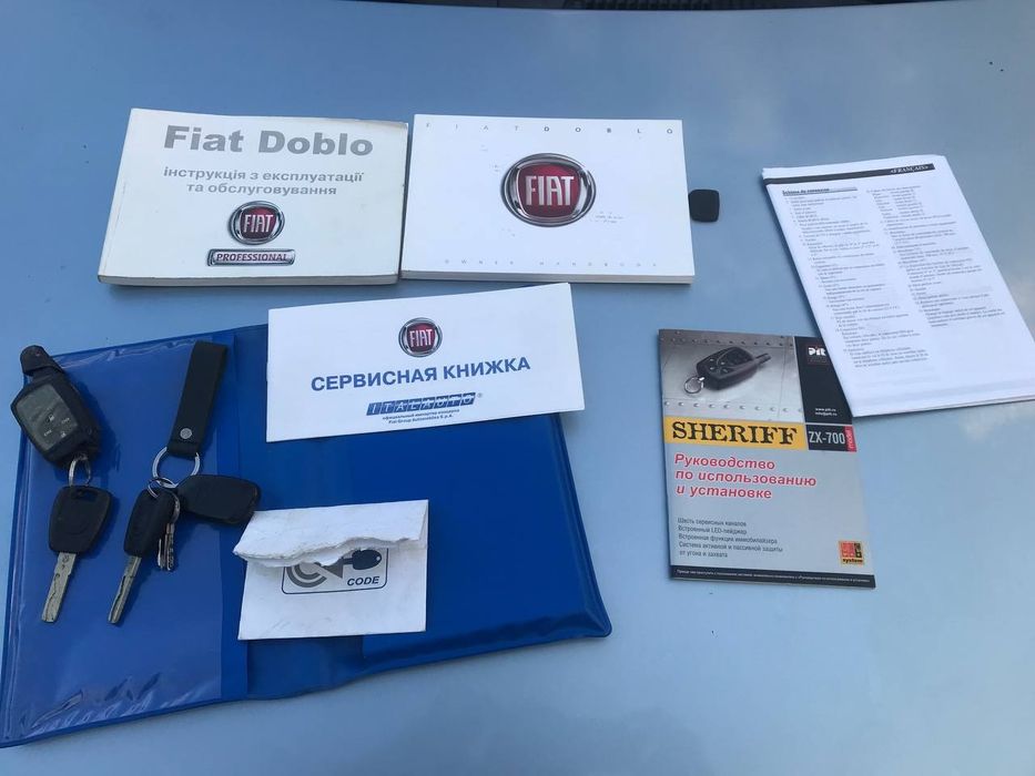 Продам сімейний автомобіль фіат добло