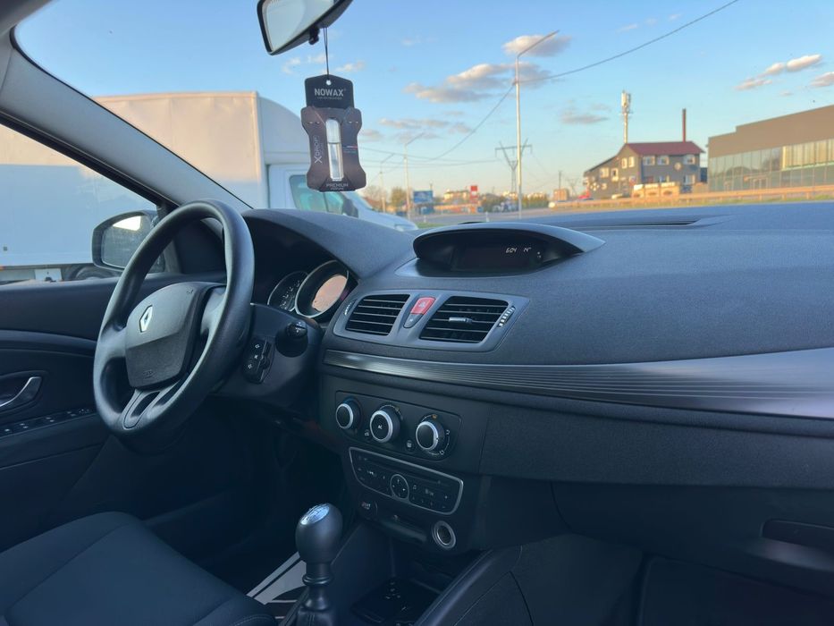 Renault Megan 2009 1.6мпі
