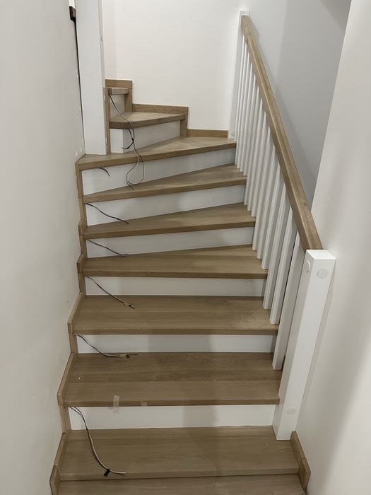 Schody stopnie na beton dąb jesion