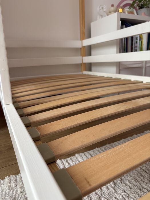 Ліжко дитяче з матрасом