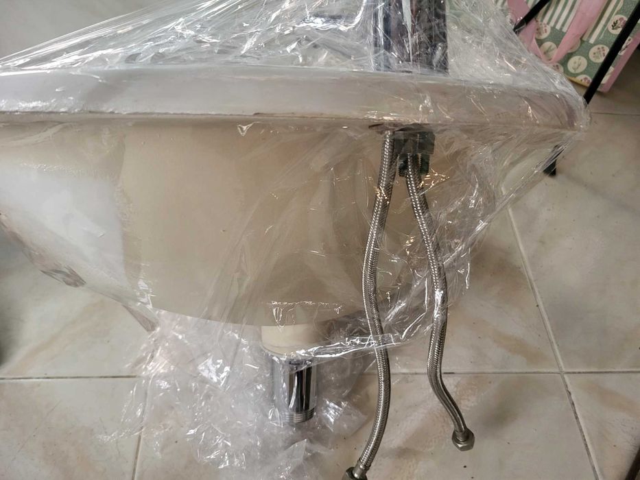 Bathroom Washbasin483124637996820481