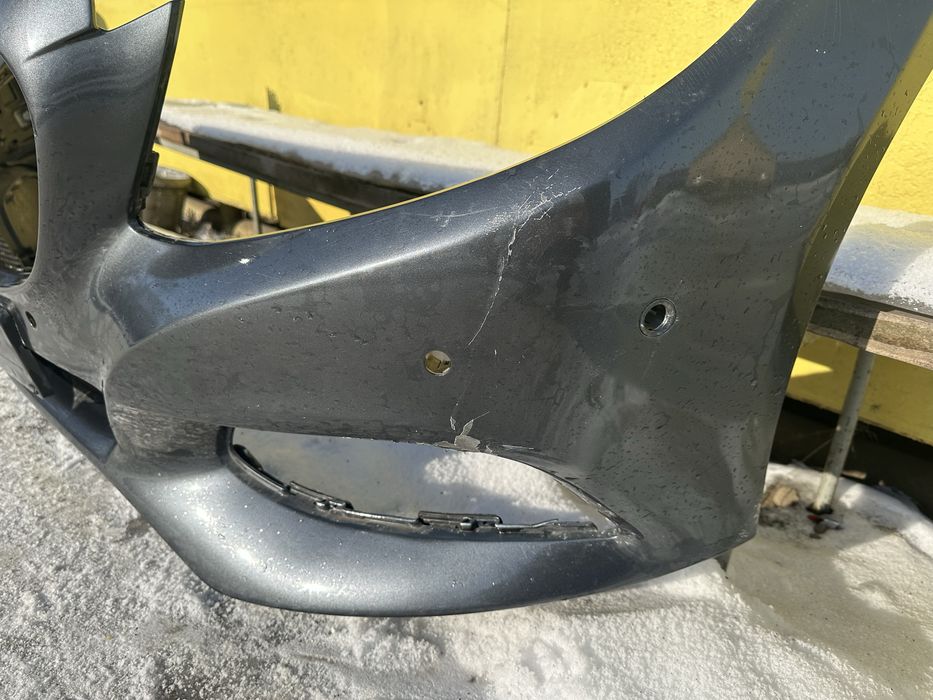 Передний бампер в сборе MERCEDES C220