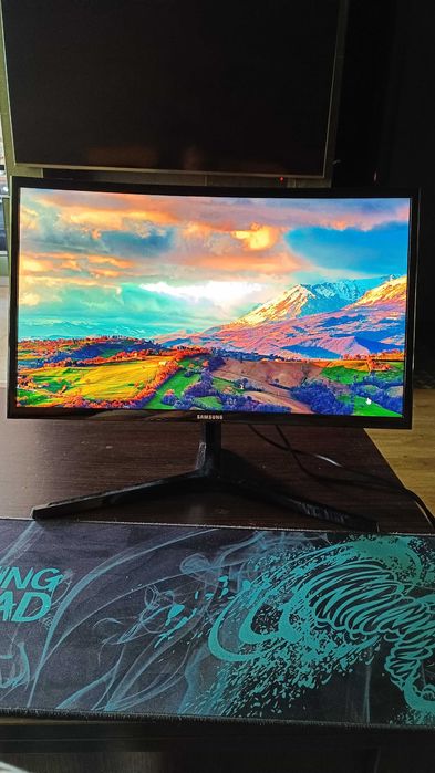 Монітор Samsung C24RG50FQI 144hz