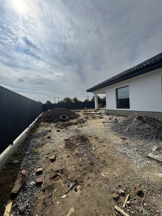 Продаж американки в Сторожниці