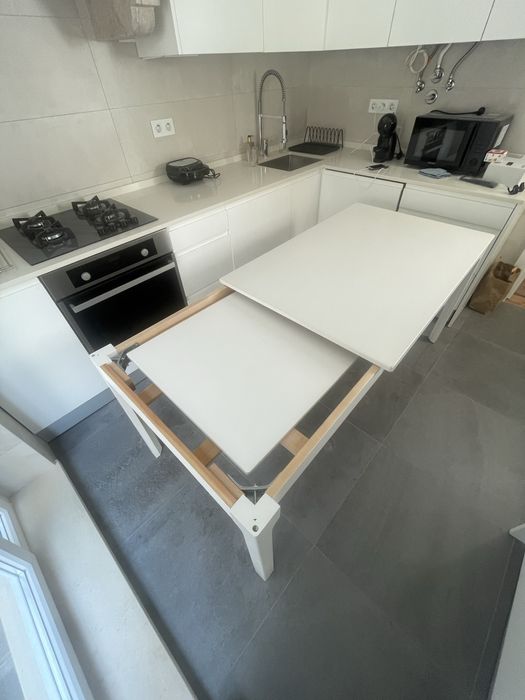 Extendable Dining Table IKEA64730143492610122