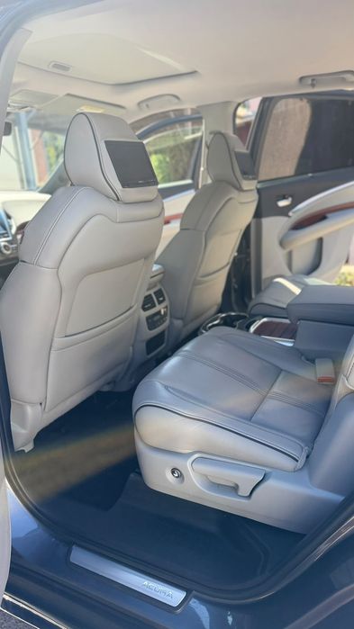 Терміново продам Acura MDX на максимальній комплектації