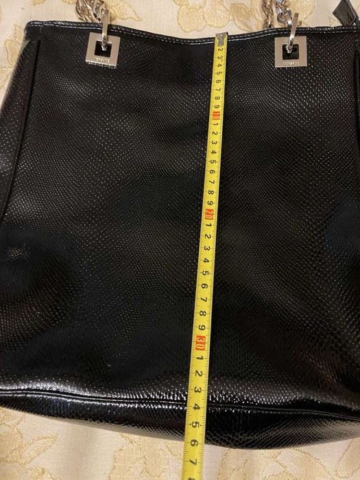 чорна лакована сумка Versace, торг