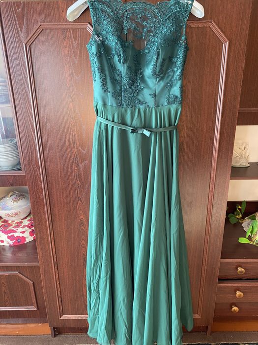 Продам сукню