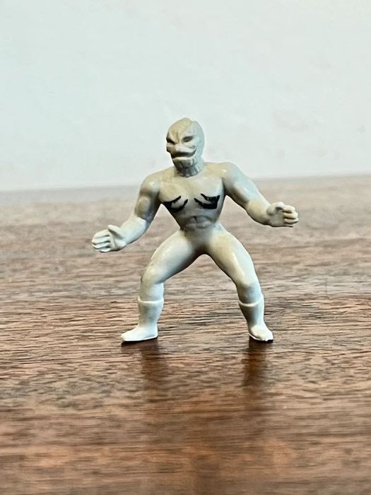 Boneco Vintage Clássico dos 80s/Vintage Doll Classic Monster of the 80