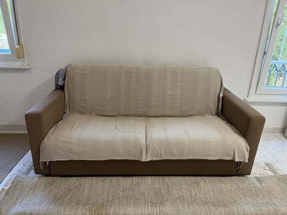 Sofá cama robusto