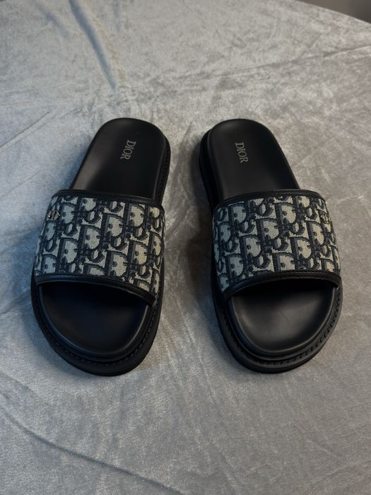 Chinelos Christian Dior