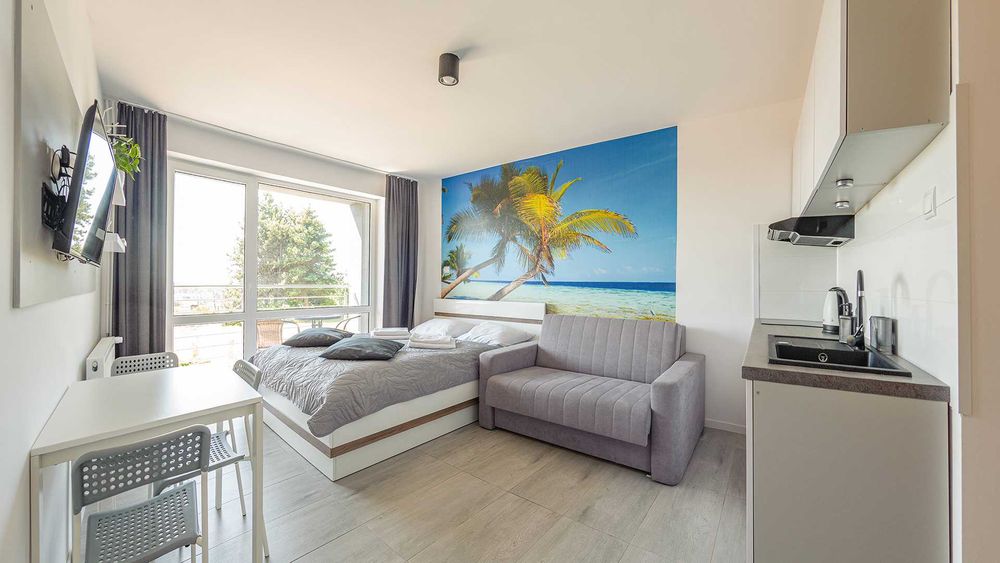 Pod palmami Jastrzębia Góra-  ferie nad morzem