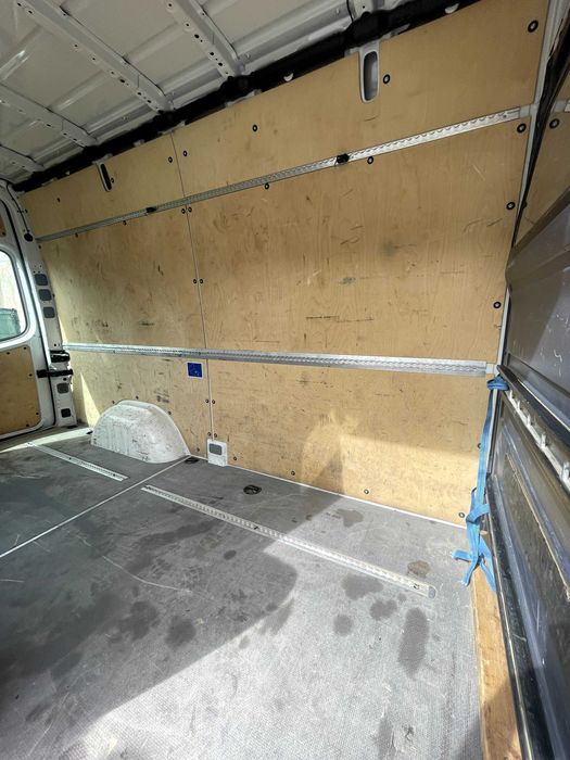 Volkswagen Crafter TDI 140cv com 452.000 km, impecável de 2017