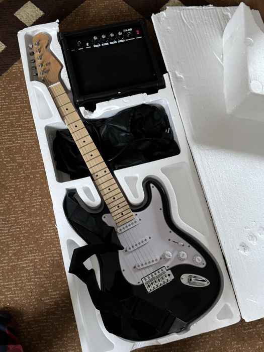 Комплект електрогітари NN EG SET BK