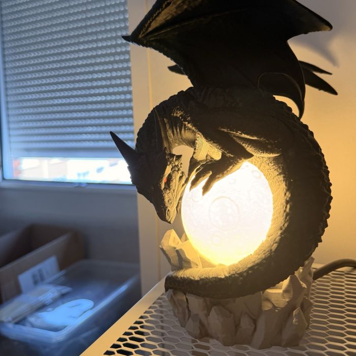 Luminaria legendaria dragon