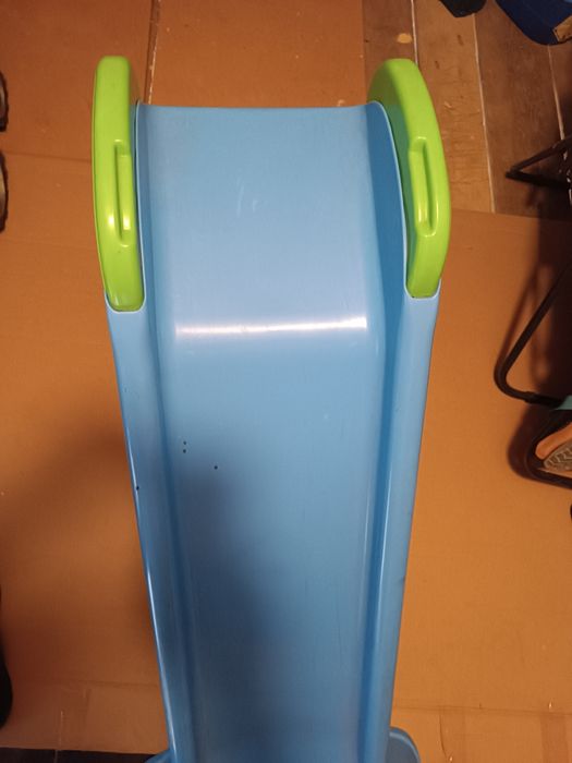 Zjeżdżalnia little tikes