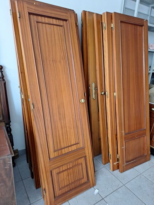 Portas de madeira