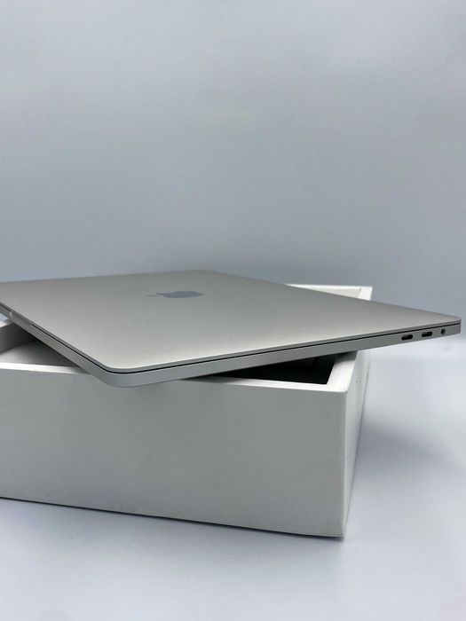 Ноутбук Apple MacBook Pro 13" i5/16/512GB Silver (MWP72) 2020