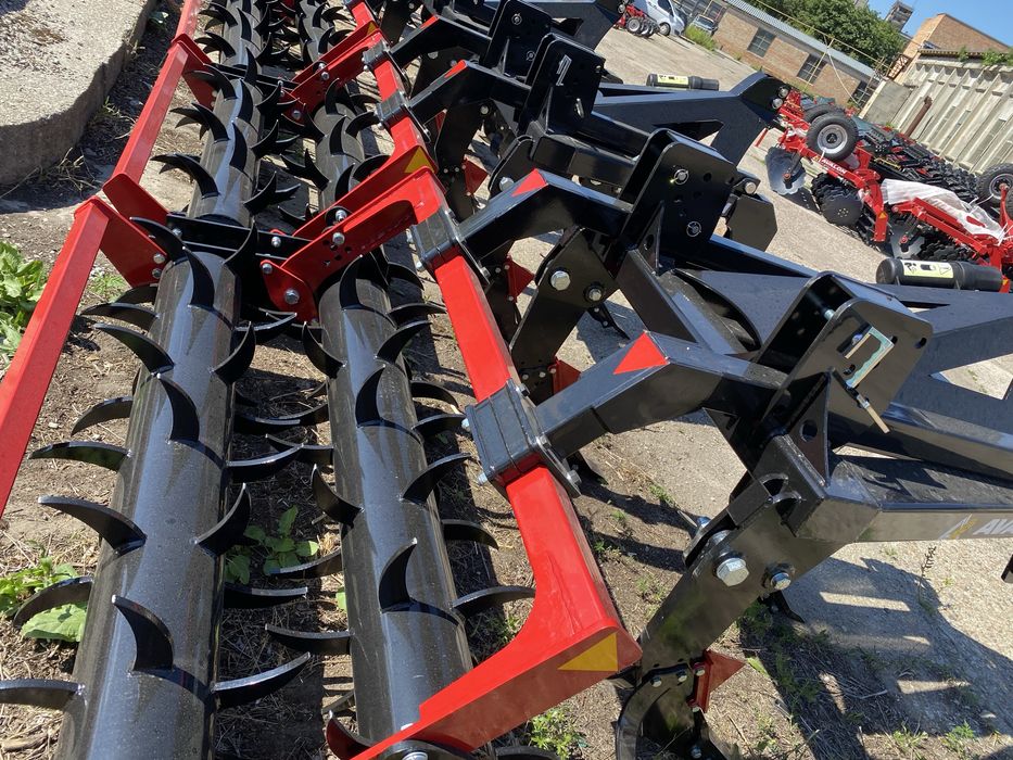 Глибокорозпушувач Чизель на МТЗ від 80к.с - 400 к.с Рихлітєль