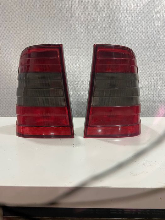 Farolins Mercedes carrinha 220 W202