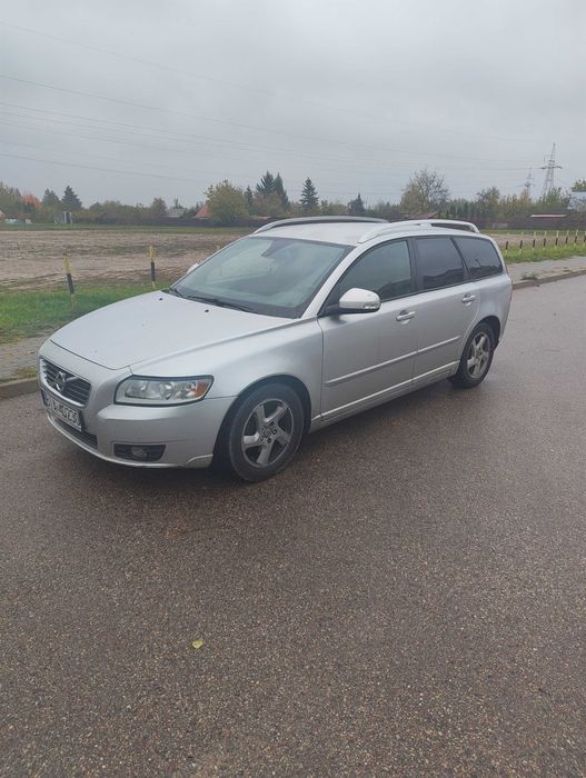 Volvo V50