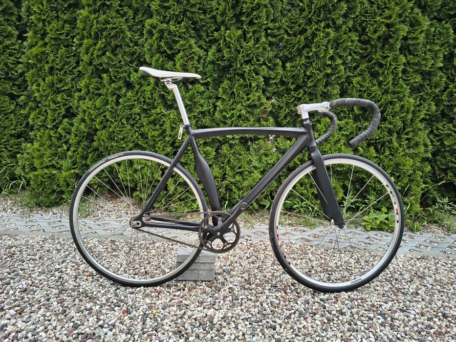 Rower torowy, ostre koło, single speed