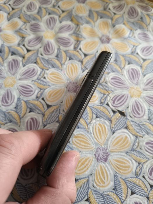 Продам Nokia 6700