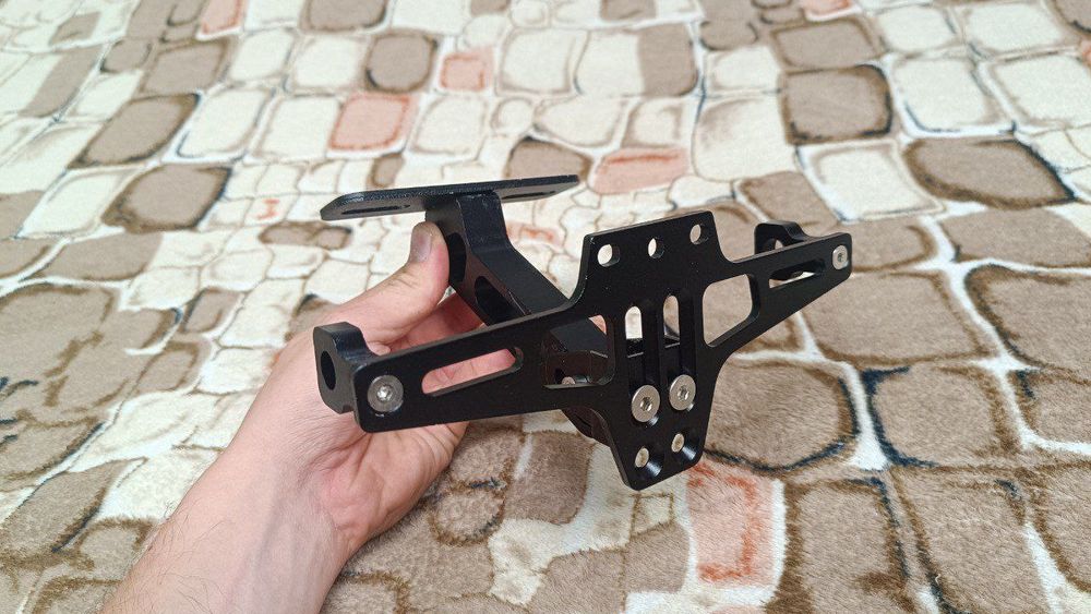 Тримач номера кріплення мотоцикла з місцем під поворотники CNC рамка