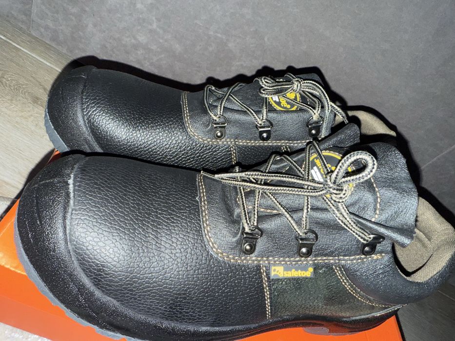 Робочі боти розмір 47