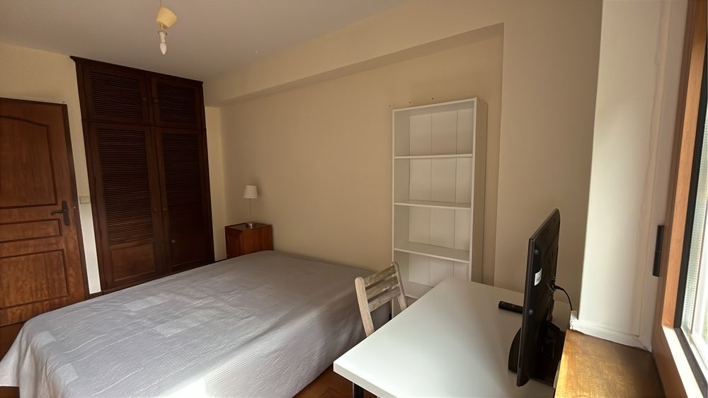 Estudantes ou docentes- Alugo quarto na Boavista/Serralves