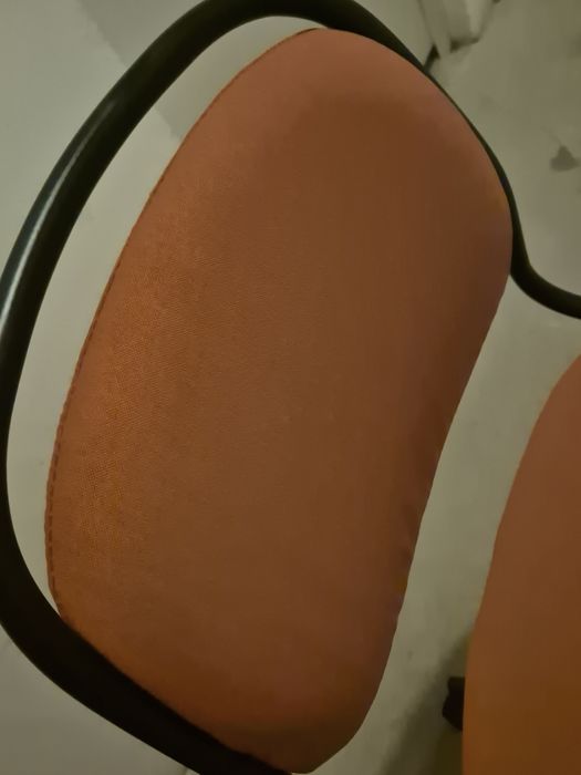 Cadeira giratória com rodas