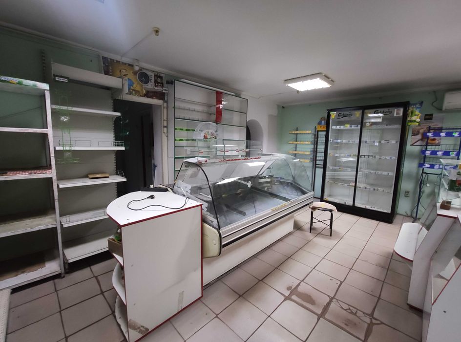 Продається магазин в районі м'ясокомбінату