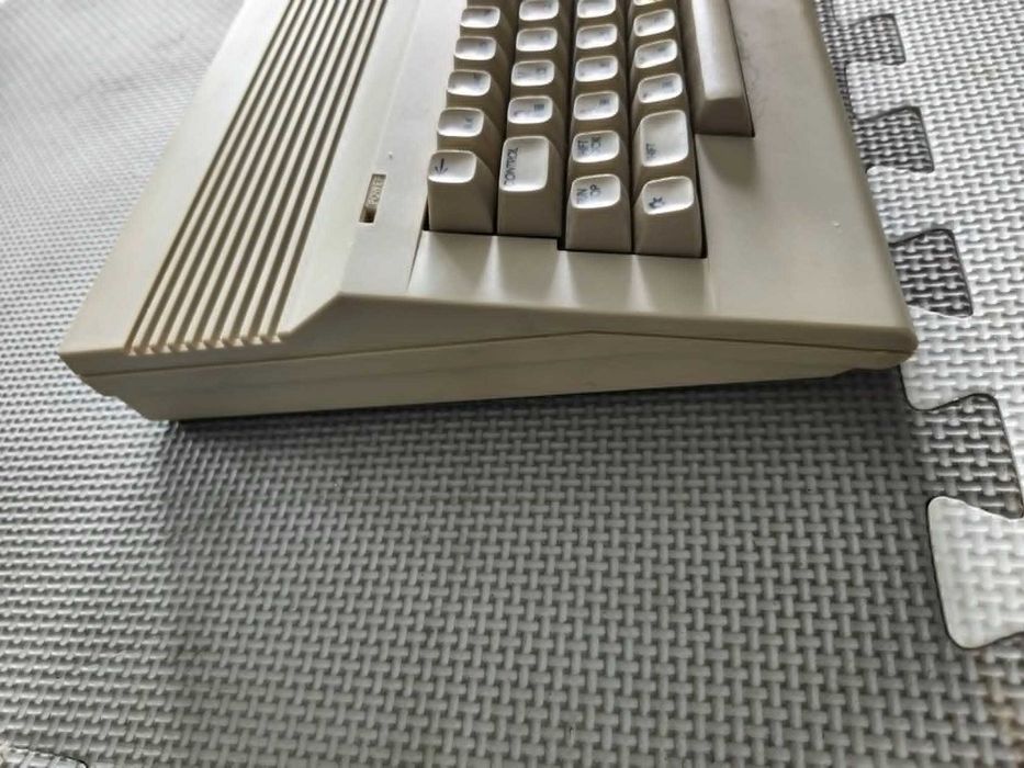 Commodore 64 czarny ekran