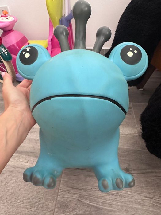 Brinquedo insuflável de saltar para bebés