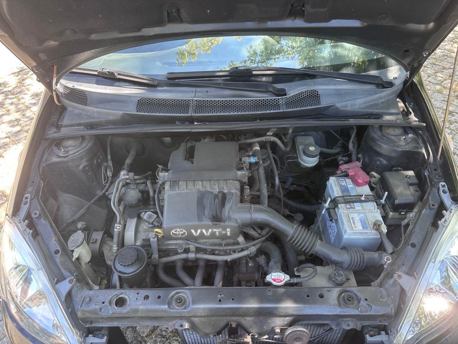 Toyota Yaris 1.0 Terra | 2001 | Muito Económico e Fiável