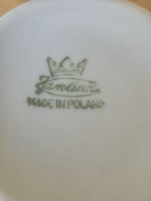 4 kubeczki do kawy z talerzykami porcelana Karolina