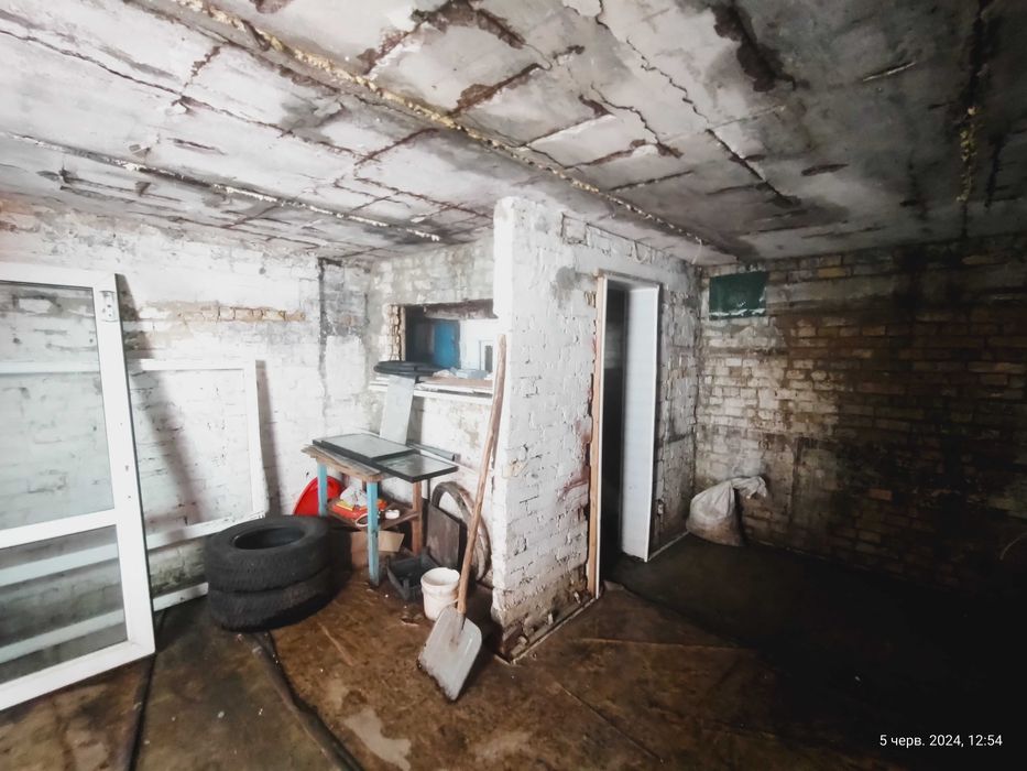 Нежитлове приміщ 23.9квм Куренівка Автозаводська 27Г Кафе Магазин Офіс