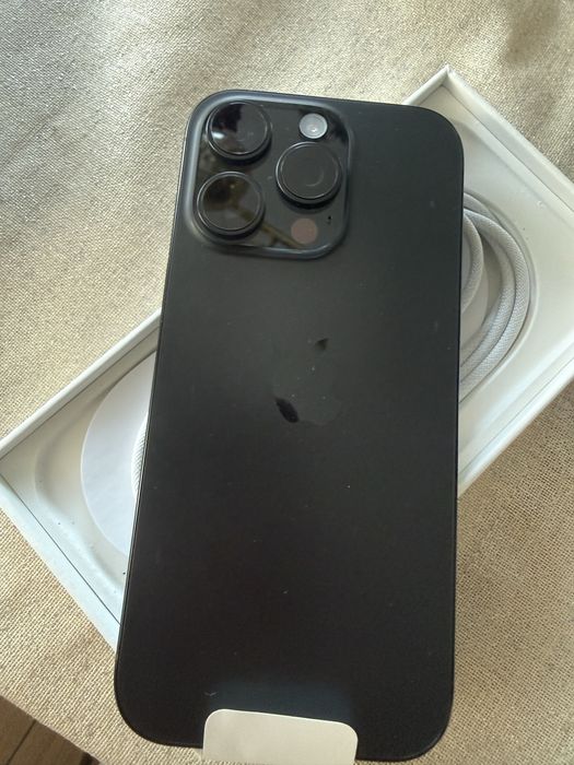 Nowy iphone 16 pro 512 GB black titanium