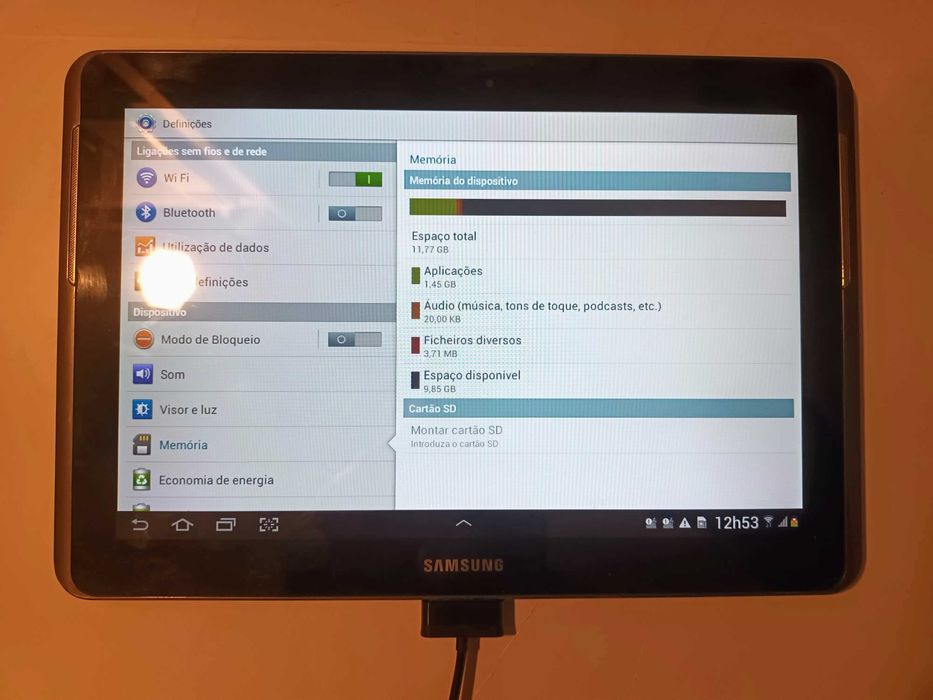 Tablet Samsung Galaxy Tab 10.1  usado, mas em razoável estado.
