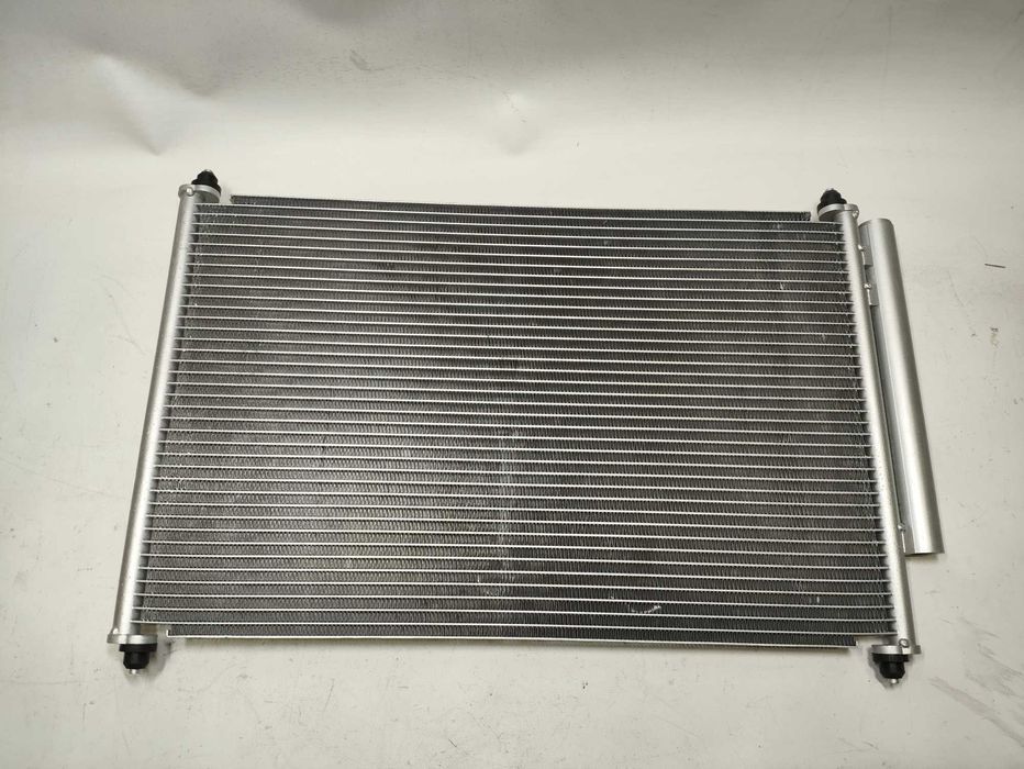 Chłodnica klimatyzacji skraplacz Toyota Yaris III 3  NOWA 1.5 Hybrid