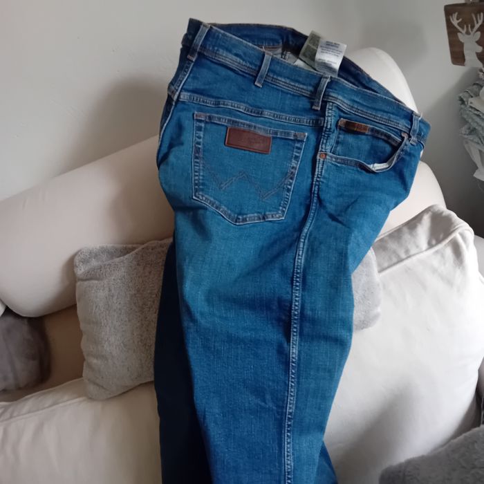 Spodnie Wrangler W 40 L32 Texas dzins