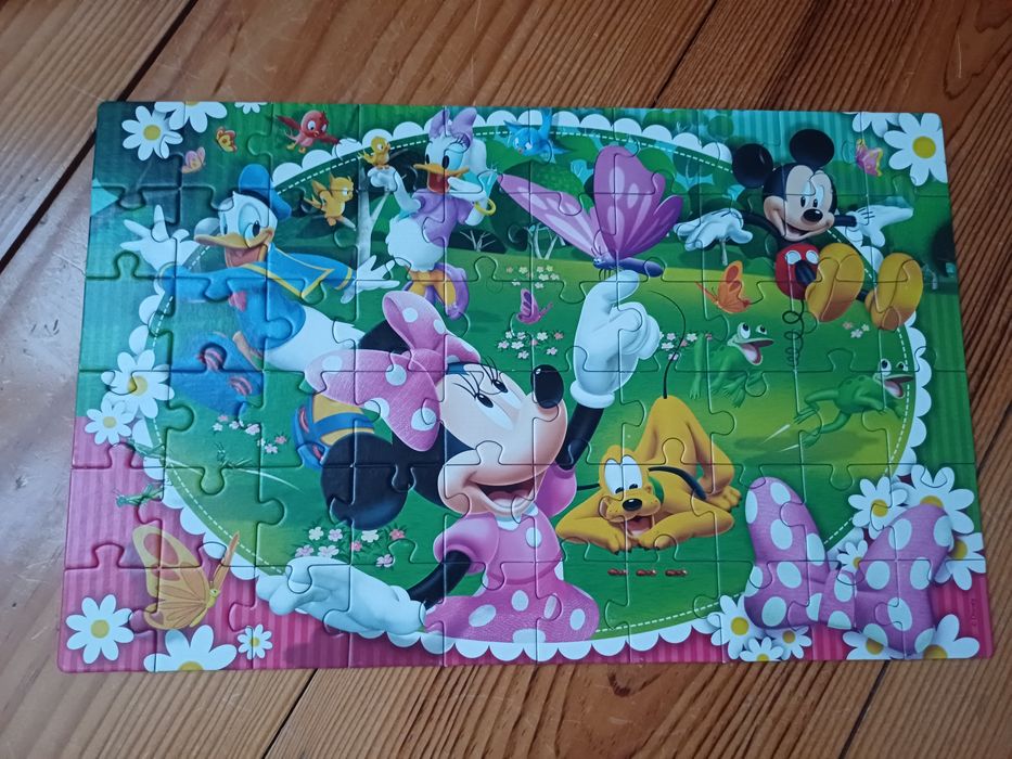 Memo + Puzzle 60 peças da Minnie Mouse da marca Clementoni