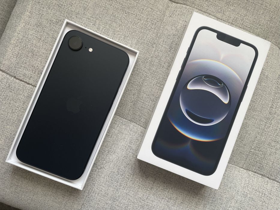 SMARTFON APPLE iphone 16e 128GB czarny oryginał gwarancja NOWY