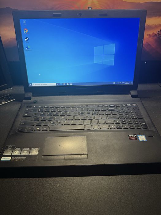 Sprzedam laptop lenovo