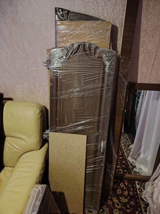 Шафа Антоніна для спальні, вітальні.