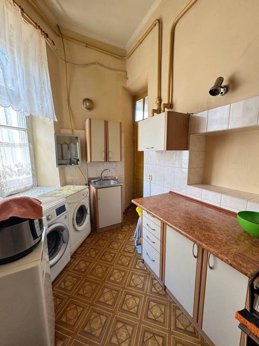 Продам кімнату в комуні на вул. Новосельського / Тираспільська (3-348-987)
