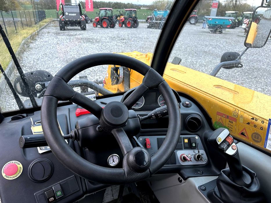 Ładowarka teleskopowa 4 tony/7 metrów DIECI AGRI PLUS 40.7 Powershift